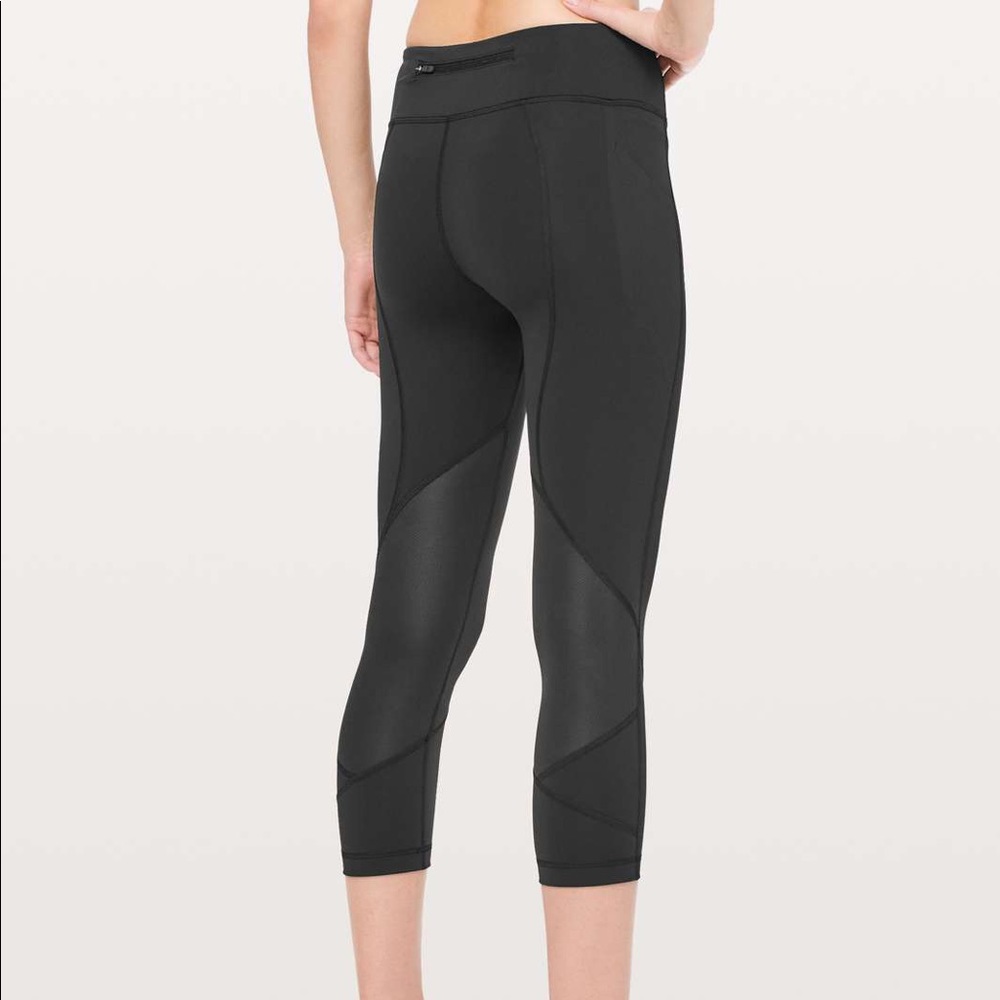 Lululemon Pace Rival Crops 22”